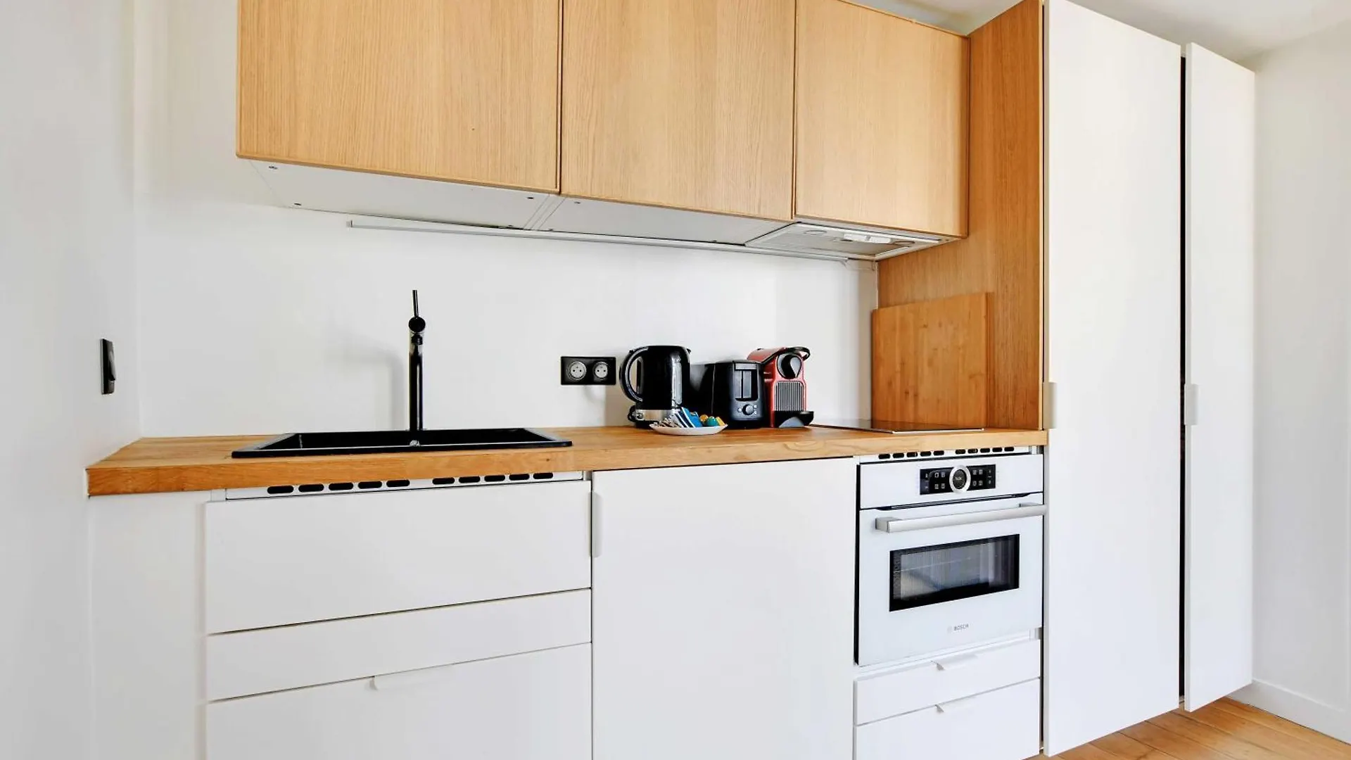 Charming With Ac -rue Des Archives- Le Marais Apartment